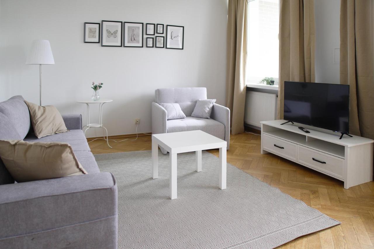 ורשה Apartament Przy Parku Saskim מראה חיצוני תמונה